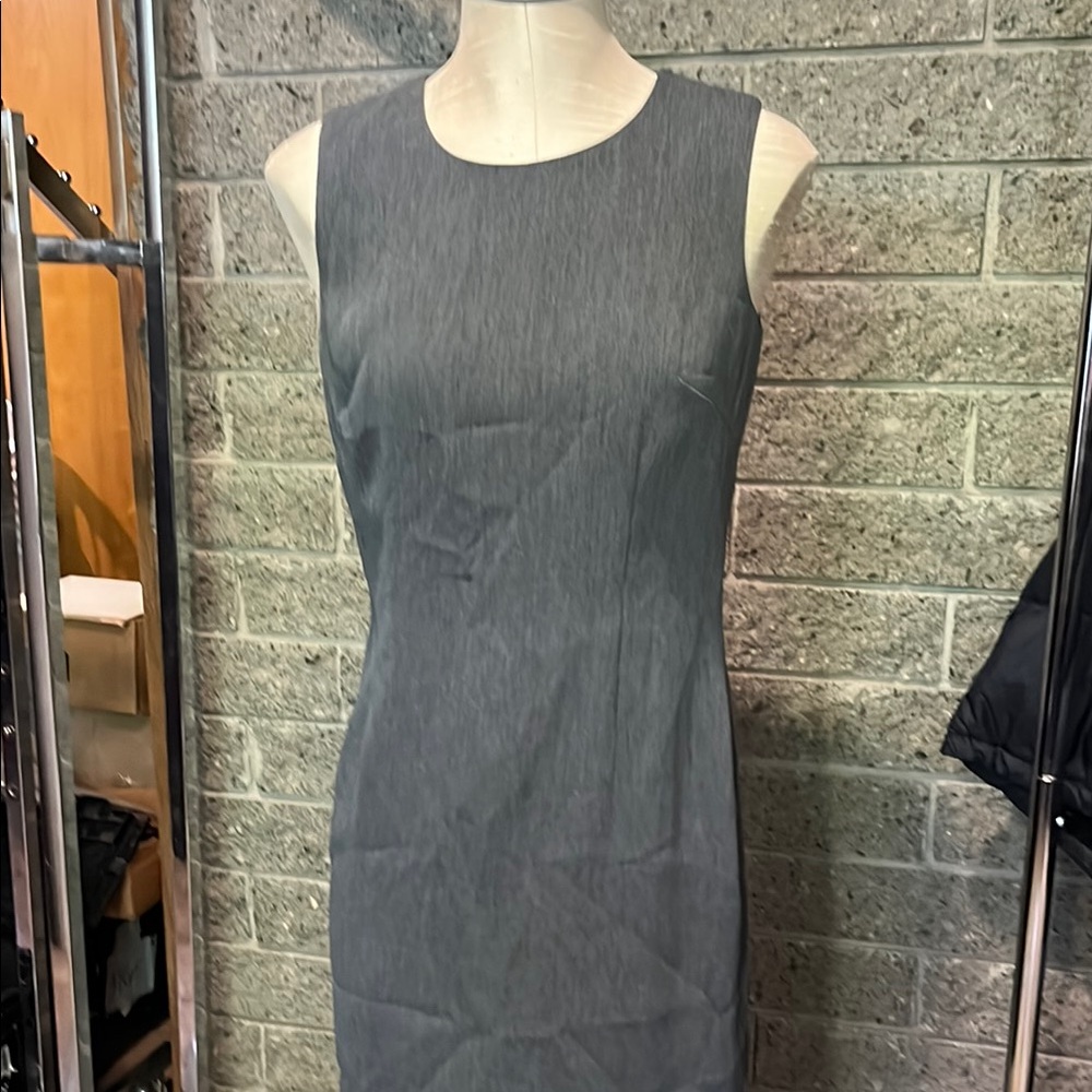 Elegant Gray Sleeveless Dress